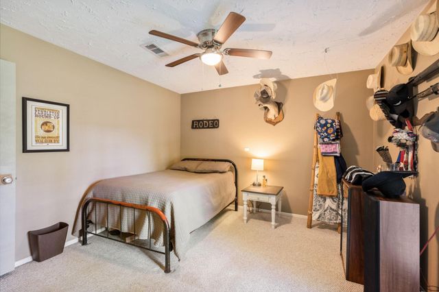 1129 Darby Loop, Conroe, TX 77385