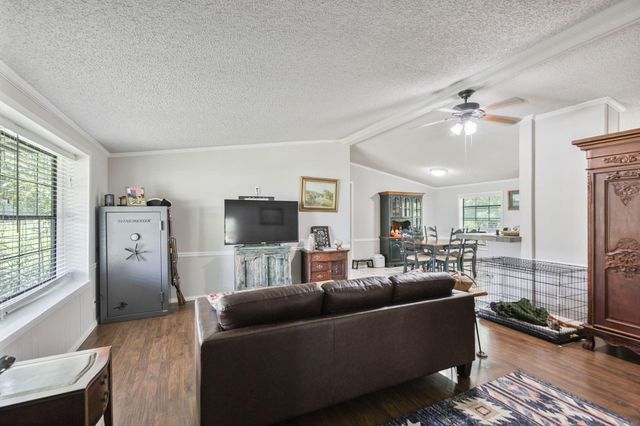 1129 Darby Loop, Conroe, TX 77385