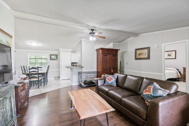 1129 Darby Loop, Conroe, TX 77385