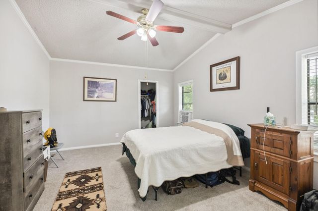 1129 Darby Loop, Conroe, TX 77385