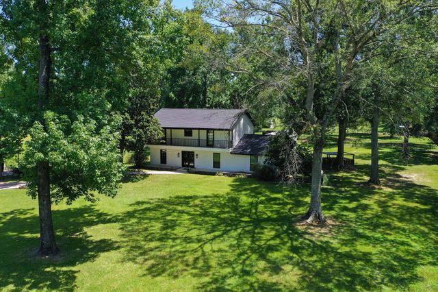 1129 Darby Loop, Conroe, TX 77385