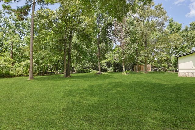 1129 Darby Loop, Conroe, TX 77385