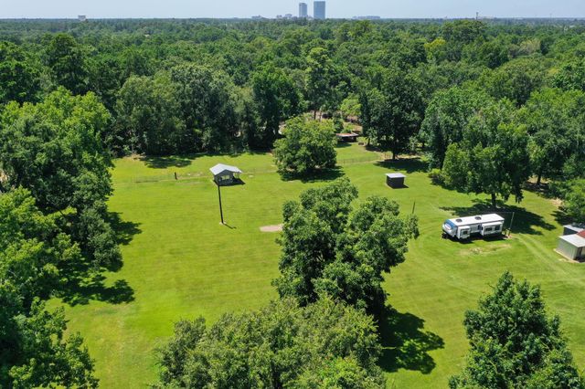 1129 Darby Loop, Conroe, TX 77385