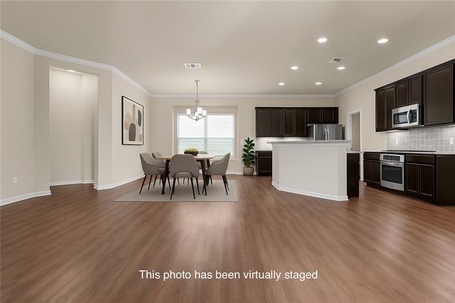 1736 Twin Pond Circle, College Station, TX 77845