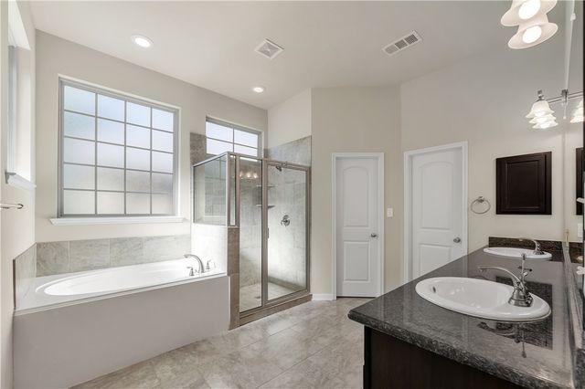 1736 Twin Pond Circle, College Station, TX 77845