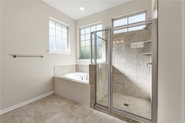 1736 Twin Pond Circle, College Station, TX 77845