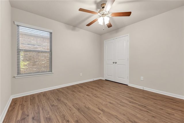 1736 Twin Pond Circle, College Station, TX 77845