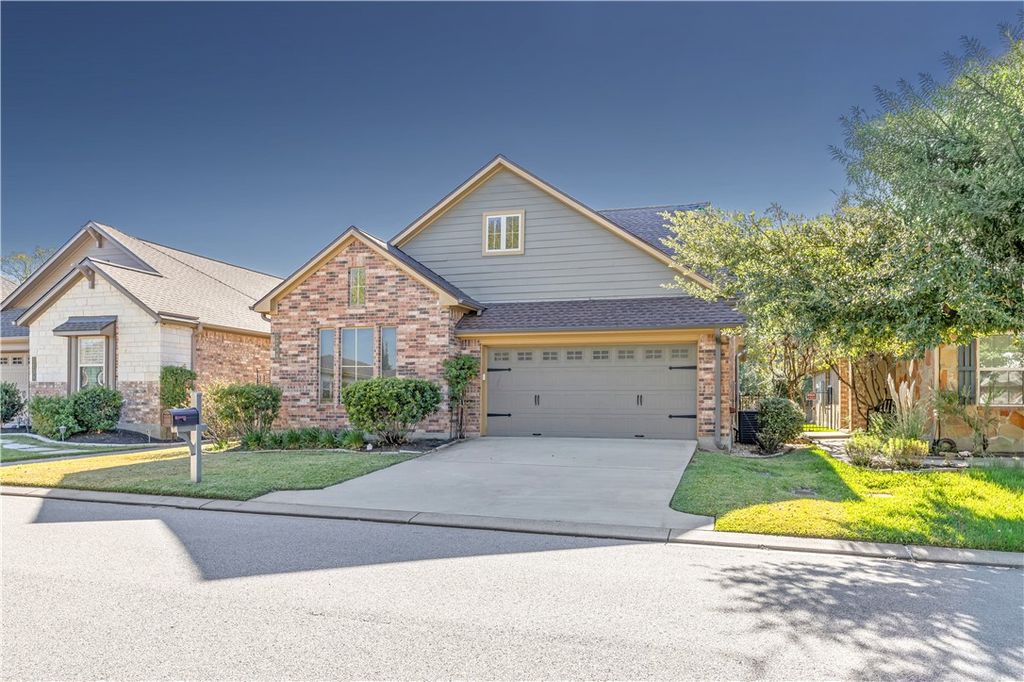 1736 Twin Pond Circle, College Station, TX 77845