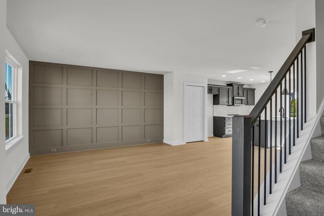 24 AMERICAN AVE, Carlisle, PA 17015