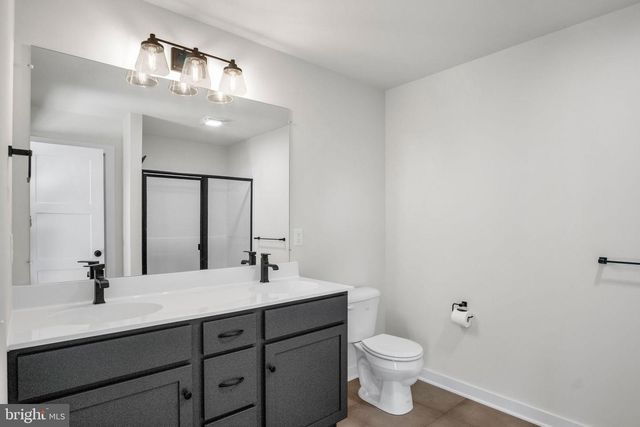 24 AMERICAN AVE, Carlisle, PA 17015