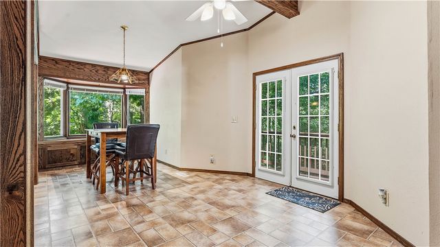 17 Wentworth Drive, Bella Vista, AR 72715