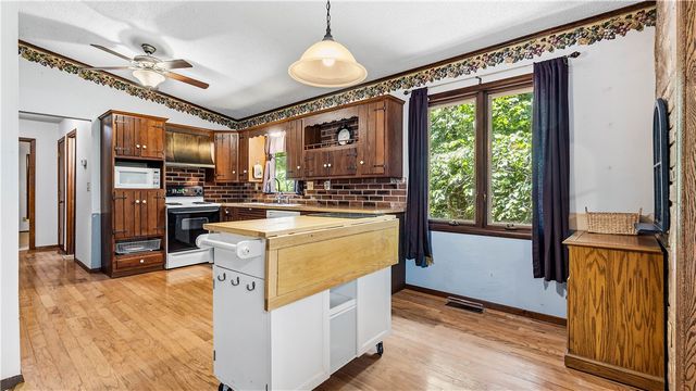 17 Wentworth Drive, Bella Vista, AR 72715