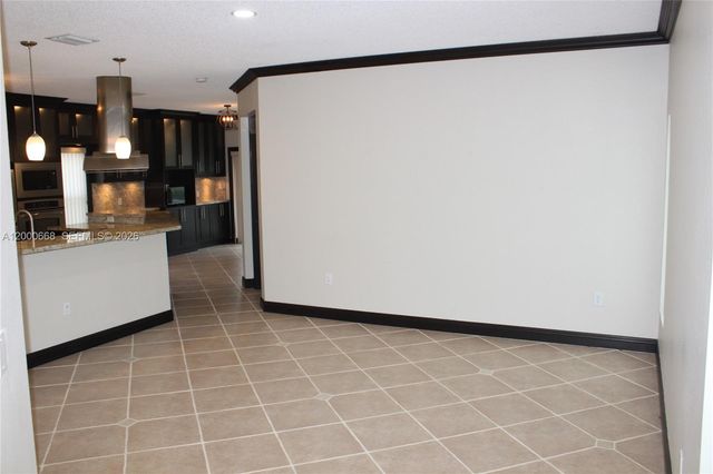 1325 NW 192nd Terrace 1325, Pembroke Pines, FL 33029