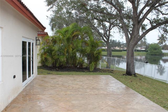 1325 NW 192nd Terrace 1325, Pembroke Pines, FL 33029