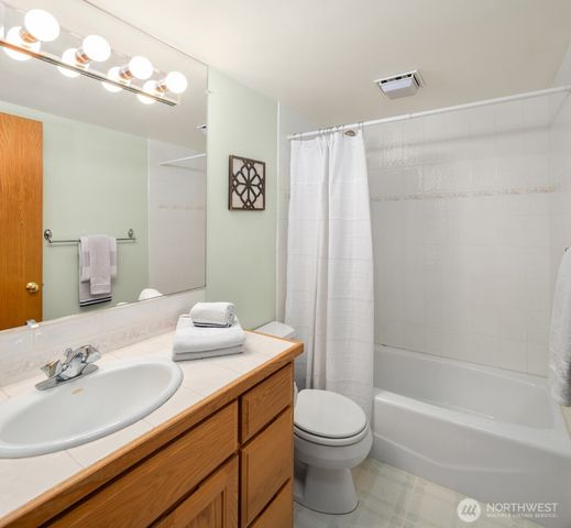 17220 NE 152nd Street, Woodinville, WA 98072
