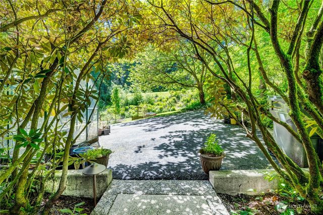 17220 NE 152nd Street, Woodinville, WA 98072
