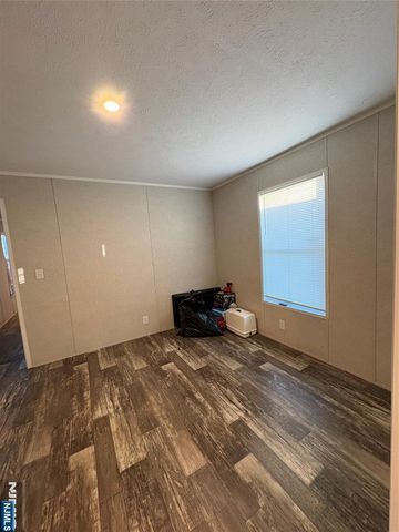 131 Elm, Lodi, NJ 07644