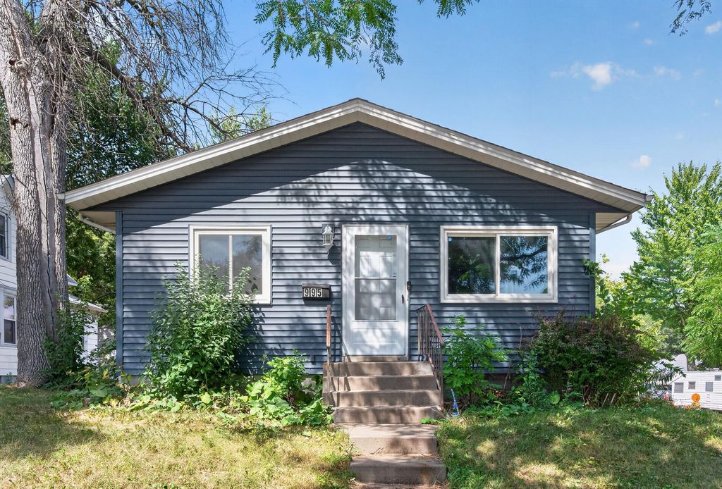 995 Rose Avenue E, Saint Paul, MN 55106 — exterior