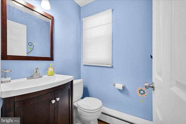 515 PINE HILL DR, Pine Grove, PA 17963