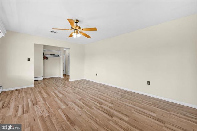 515 PINE HILL DR, Pine Grove, PA 17963