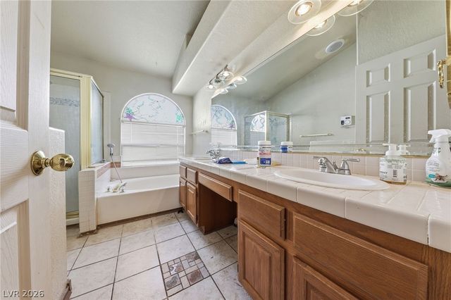 2921 Autumn Haze Lane, Las Vegas, NV 89117