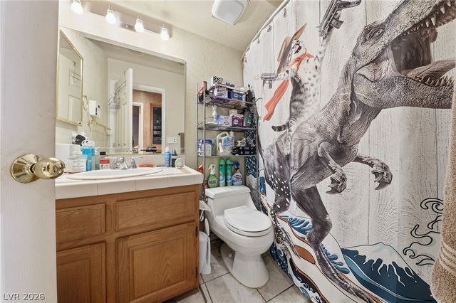 2921 Autumn Haze Lane, Las Vegas, NV 89117
