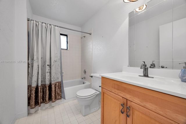 13121 SW 95th Ave, Miami, FL 33176