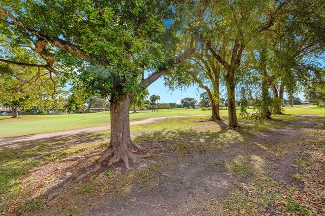 13121 SW 95th Ave, Miami, FL 33176