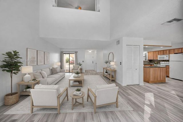 13121 SW 95th Ave, Miami, FL 33176