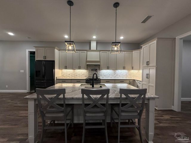 4825 Royal Pines Dr, Pace, FL 32571