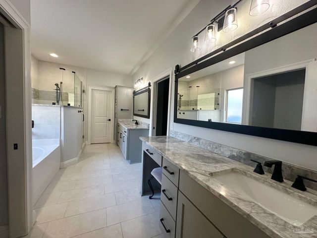 4825 Royal Pines Dr, Pace, FL 32571