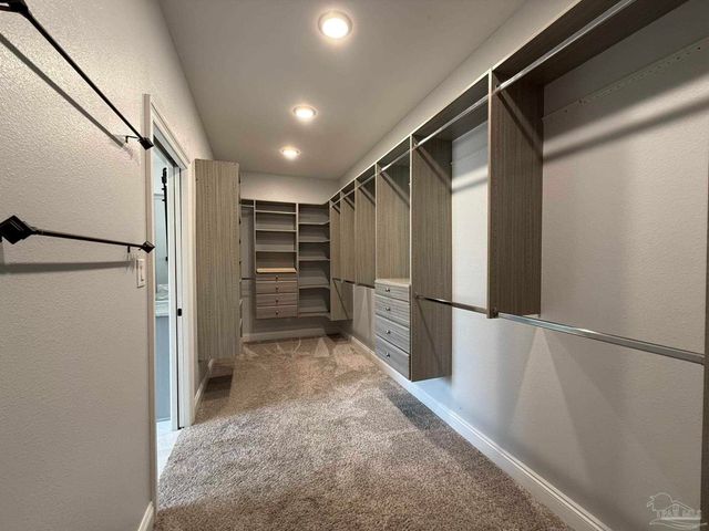 4825 Royal Pines Dr, Pace, FL 32571