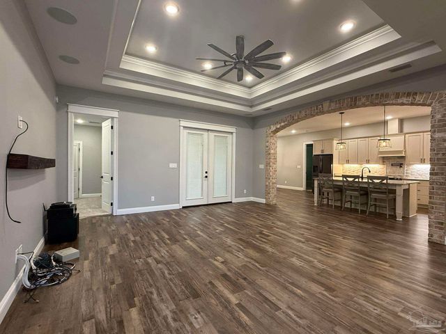 4825 Royal Pines Dr, Pace, FL 32571