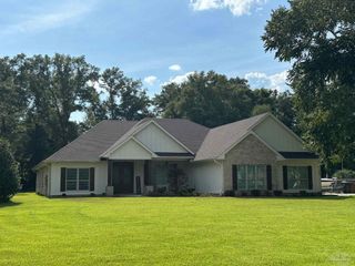 4825 Royal Pines Dr, Pace, FL 32571