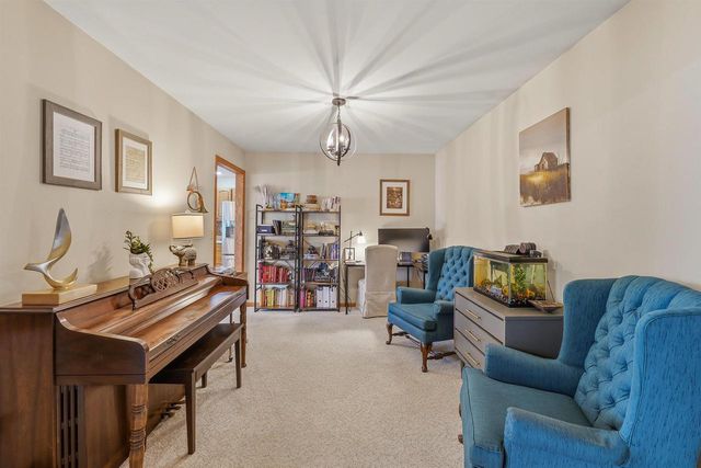 321 Morgan Lane, Beaver Dam, WI 53916
