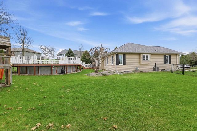 321 Morgan Lane, Beaver Dam, WI 53916