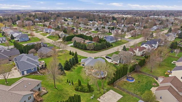 321 Morgan Lane, Beaver Dam, WI 53916