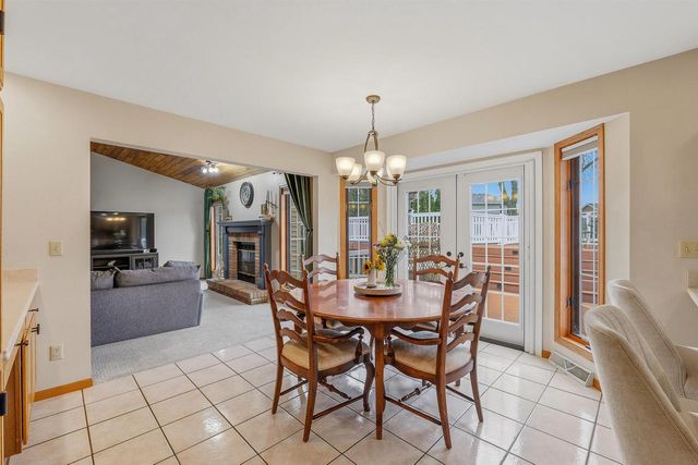 321 Morgan Lane, Beaver Dam, WI 53916