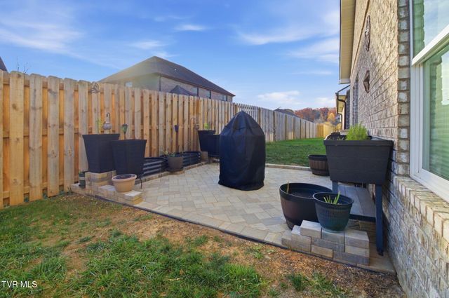 1839 Top Sail Court, Kingsport, TN 37664