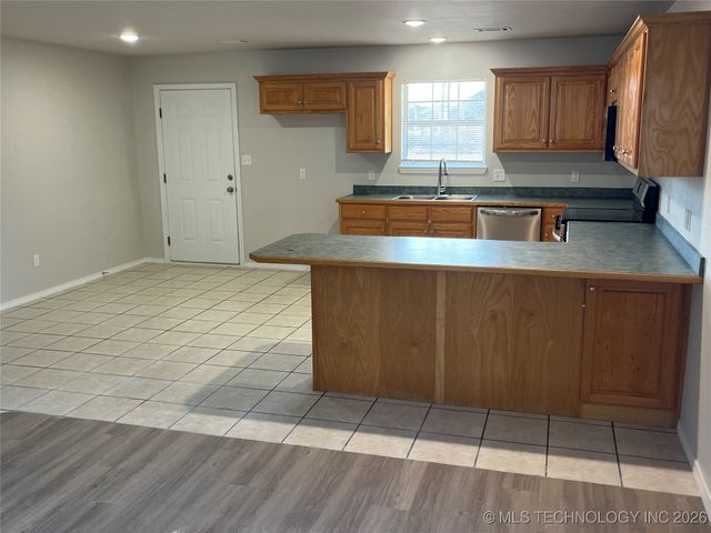 707 S 14 Street, Durant, OK 74701