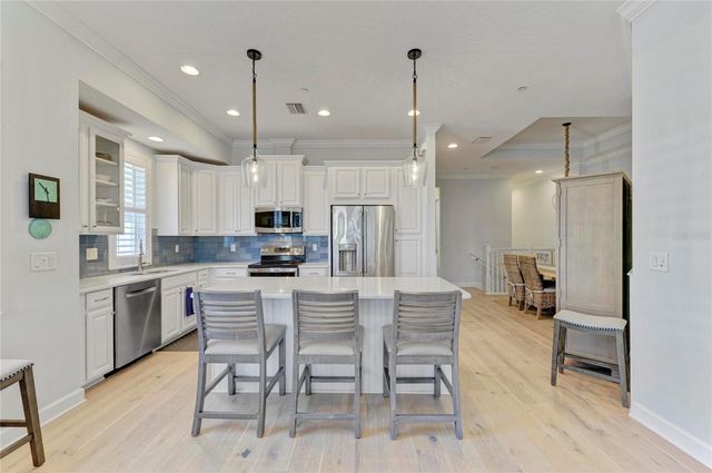 348 SAPPHIRE LAKE DRIVE 201, Bradenton, FL 34209