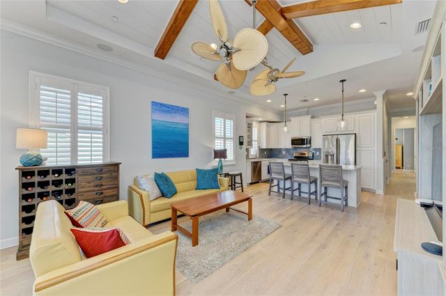 348 SAPPHIRE LAKE DRIVE 201, Bradenton, FL 34209