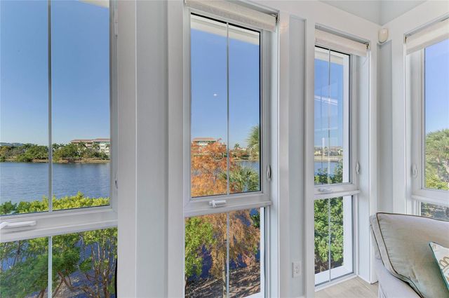 348 SAPPHIRE LAKE DRIVE 201, Bradenton, FL 34209