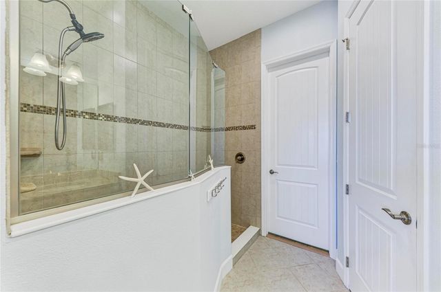 348 SAPPHIRE LAKE DRIVE 201, Bradenton, FL 34209