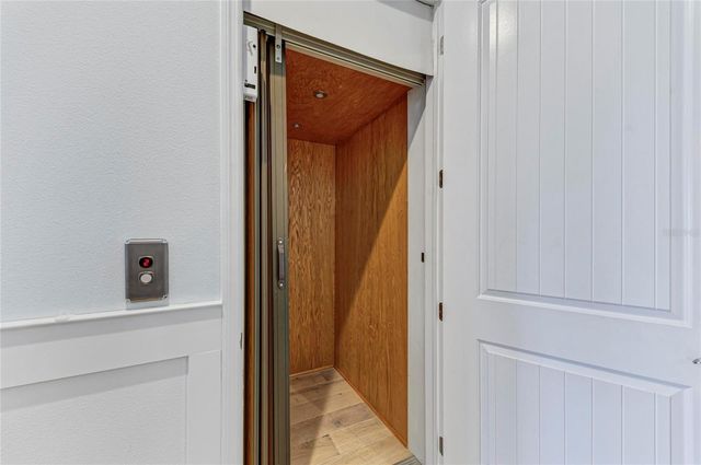 348 SAPPHIRE LAKE DRIVE 201, Bradenton, FL 34209