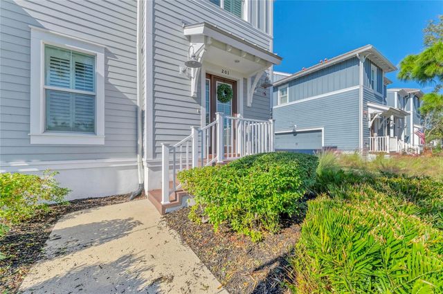 348 SAPPHIRE LAKE DRIVE 201, Bradenton, FL 34209