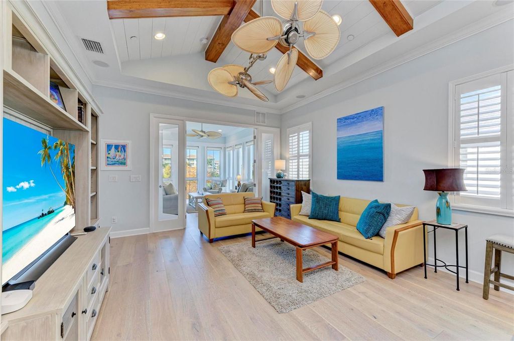 Image 18 of property listing at 348 SAPPHIRE LAKE DRIVE 201, Bradenton, FL 34209