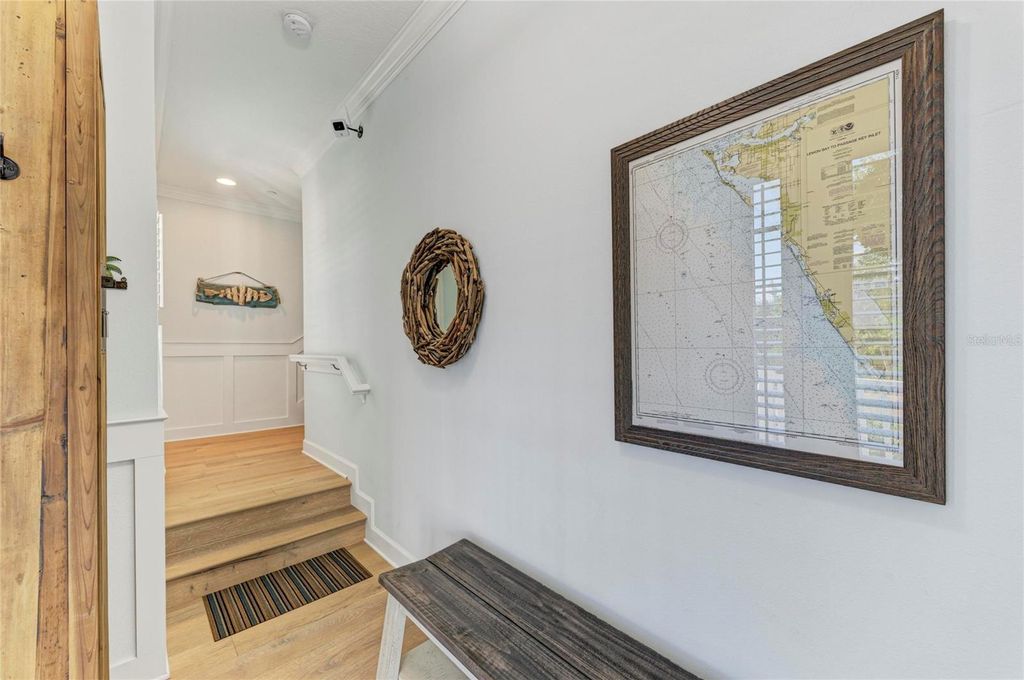 Image 8 of property listing at 348 SAPPHIRE LAKE DRIVE 201, Bradenton, FL 34209