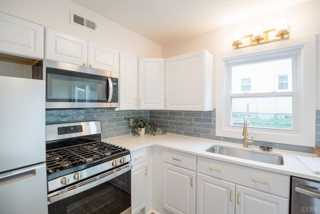3501 Fort Avenue 27, Lynchburg, VA 24501