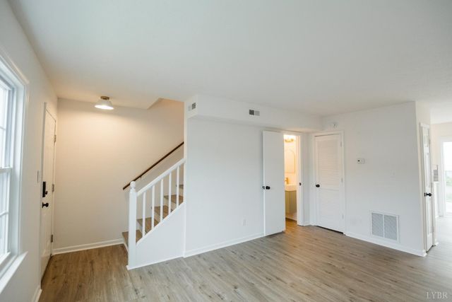 3501 Fort Avenue 27, Lynchburg, VA 24501